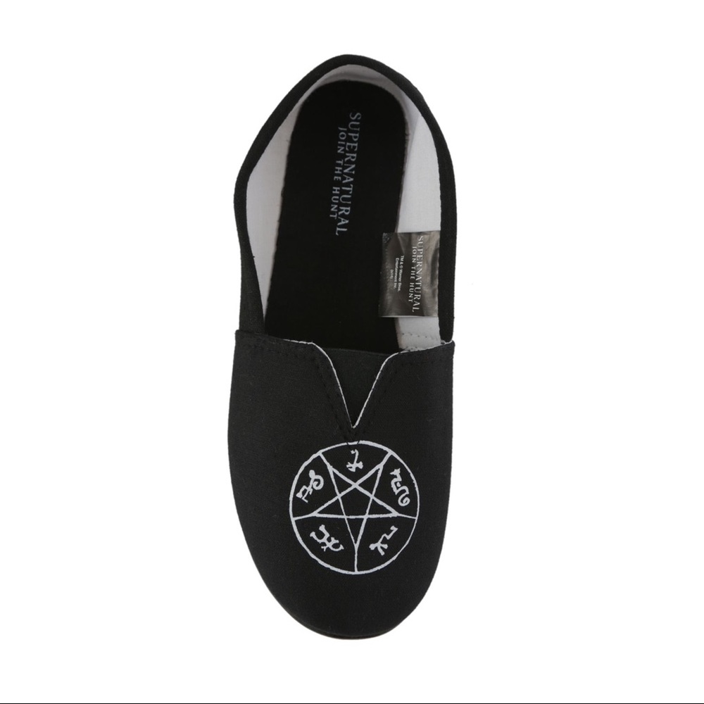 Hot Topic Supernatural Devil’s Trap Flats